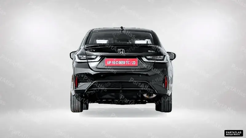 Honda City e:HEV (2022) rear view