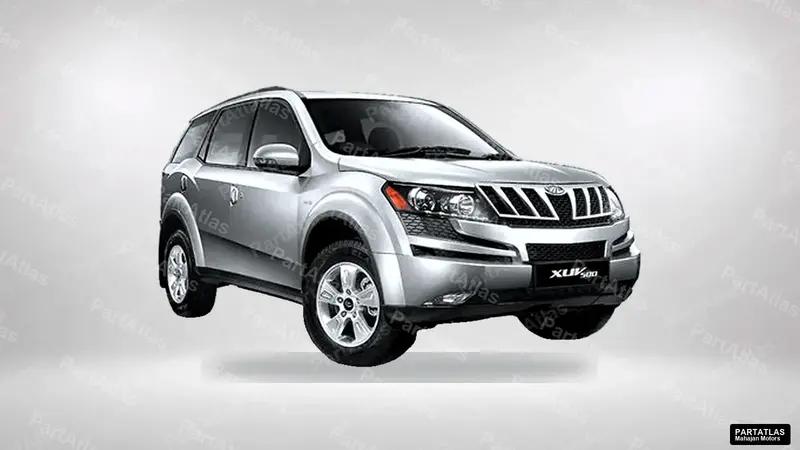 Mahindra XUV500 Gen 1 (2011) front view