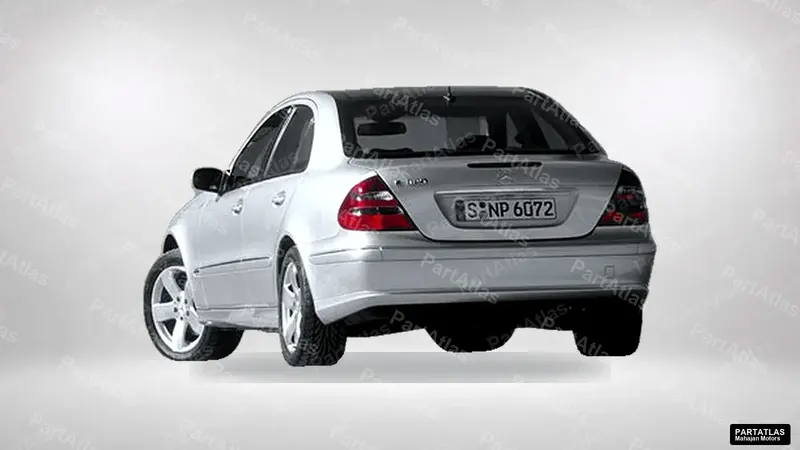 Mercedes-Benz E-Class W211 (2002) rear view