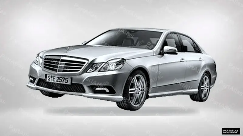 Mercedes-Benz E-Class W212 (2009) front view