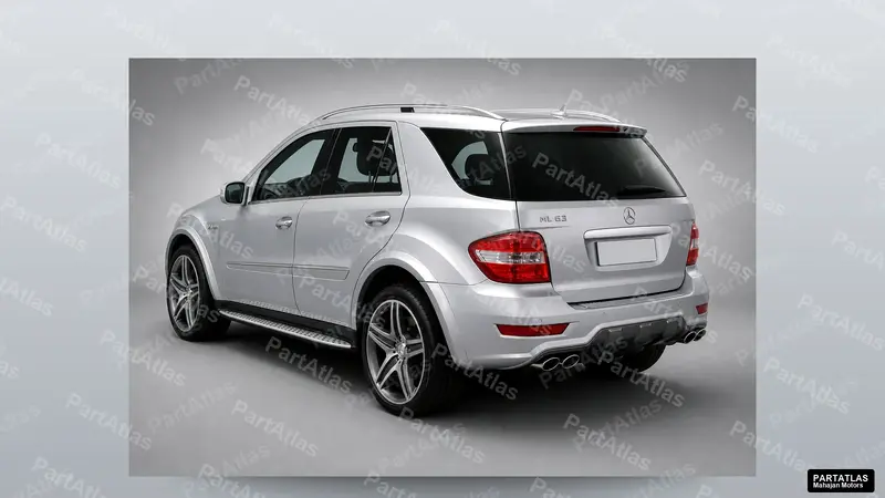 Mercedes-Benz M-Class / GLE ML (W164) (2006) rear view