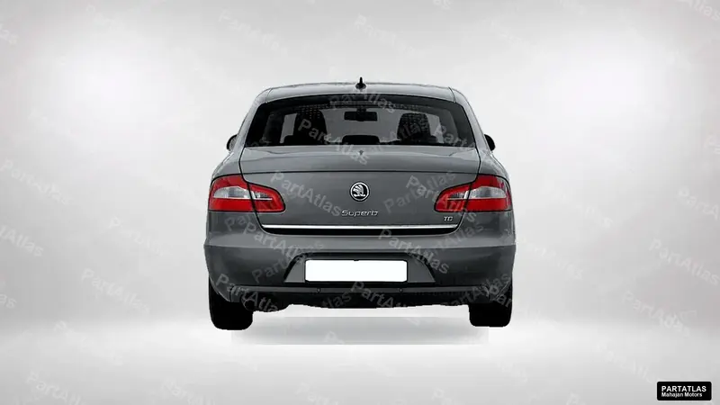 Skoda Superb Gen 2 (2009) rear view