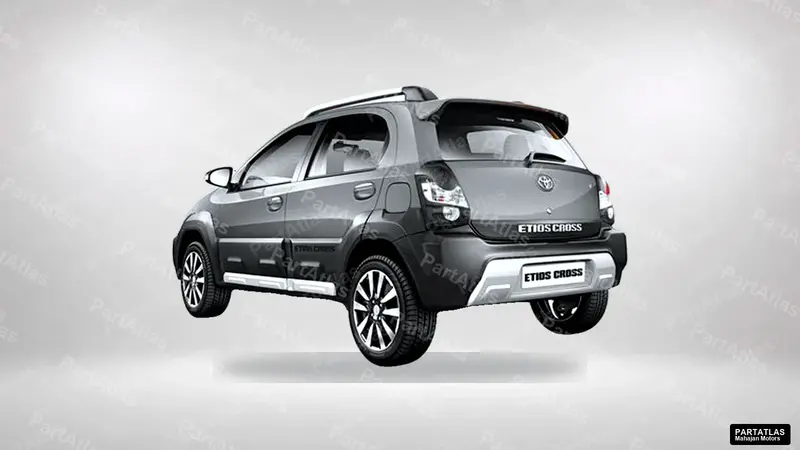 Toyota Etios Cross (2014) rear view