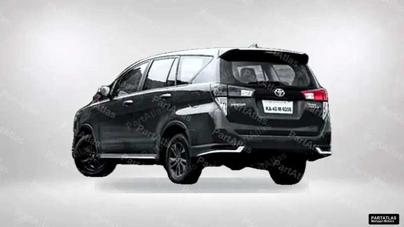 Toyota Innova Crysta (Gen 2) (2016) rear view