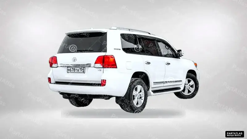 Toyota Land Cruiser 200 (2009) rear view
